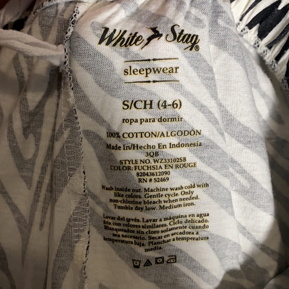 Pyjamas - Picture 2 of 2